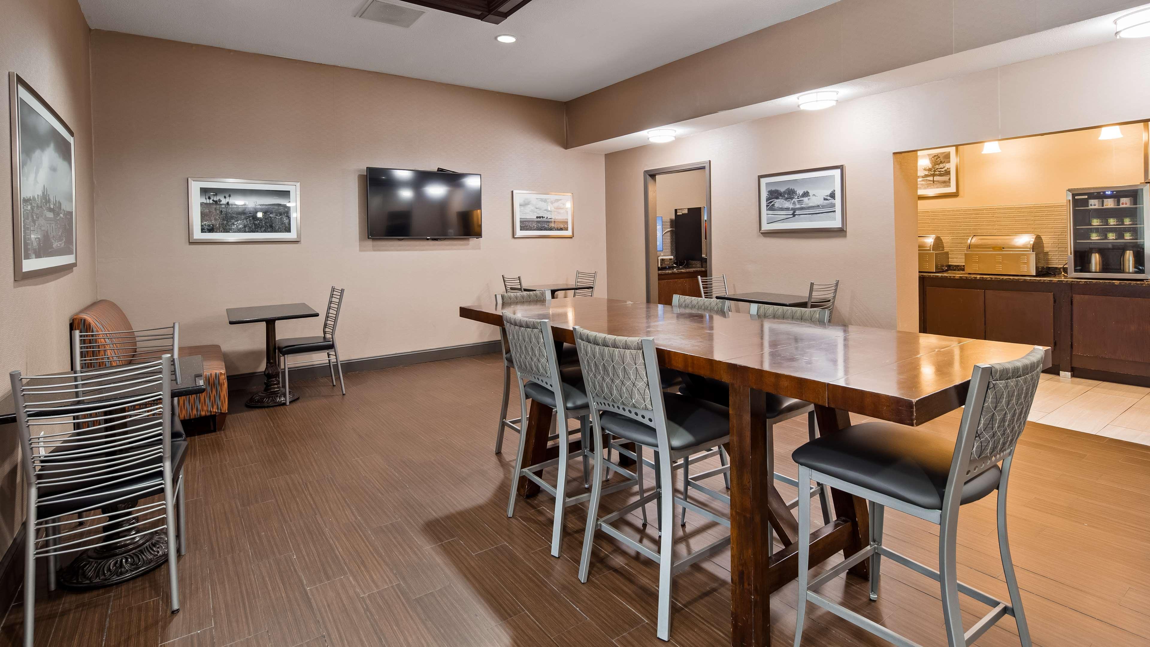 Best Western Plus Lee'S Summit Hotel & Suites Exterior photo